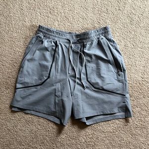 Mens Lululemon Athletic Shorts w Liner - Gray - Medium